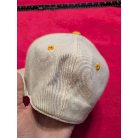 Mitchell & Ness Pittsburgh Pirates Fitted Hat 7 5/8 1940s Mascot Logo Cream - Picture 3 of 9